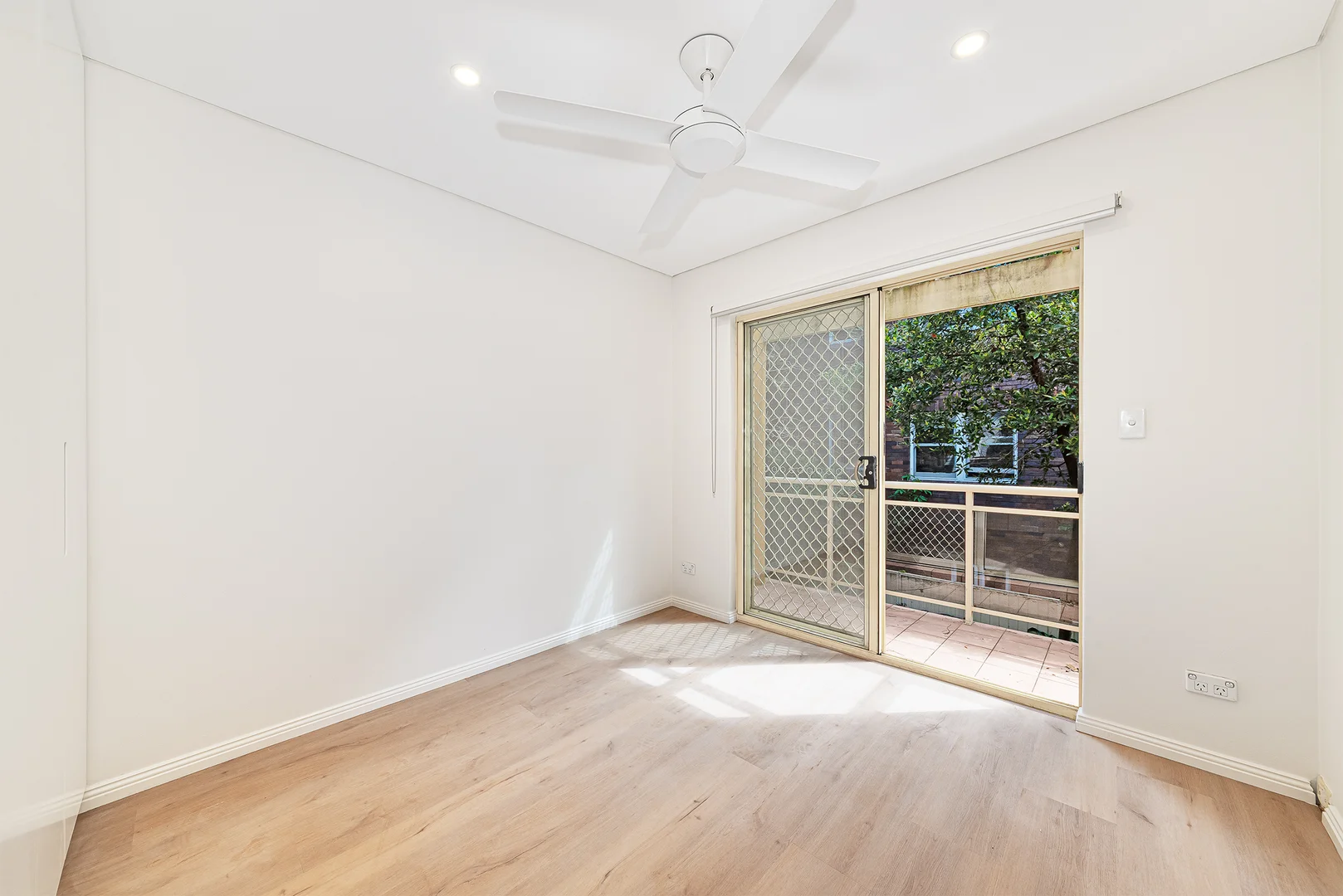 Additional image 3 of 5/125 Glenayr Avenue, Bondi NSW 2026