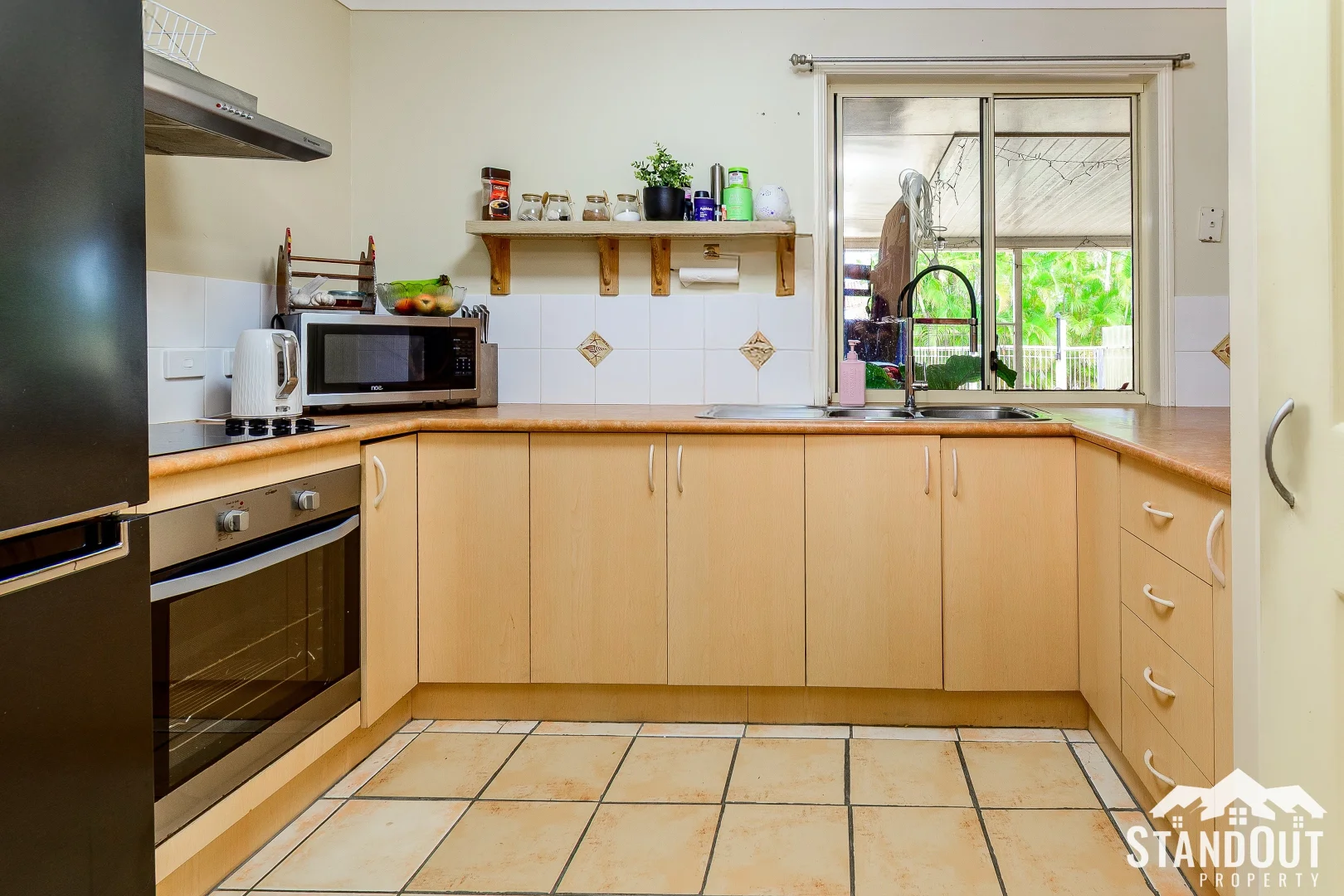 Additional image 10 of 19 Trent Court, Sandstone Point QLD 4511