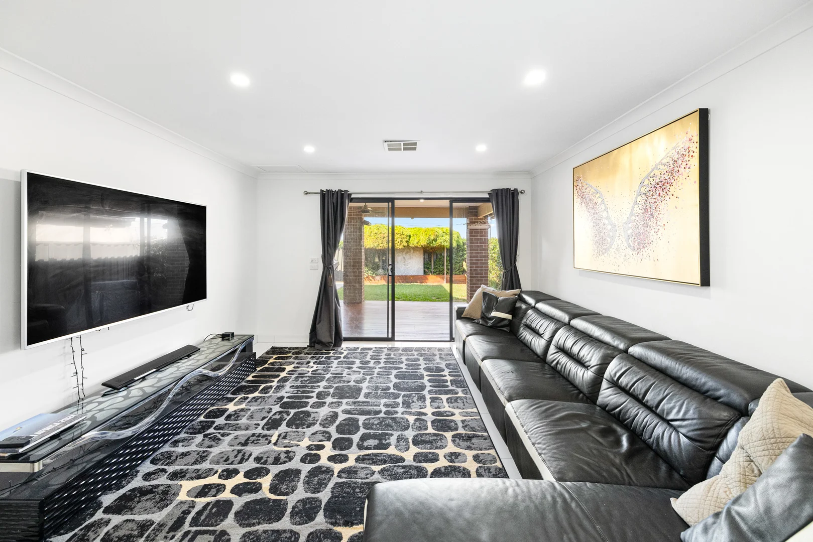 Additional image 4 of 30 Field Street, Manor Lakes VIC 3024