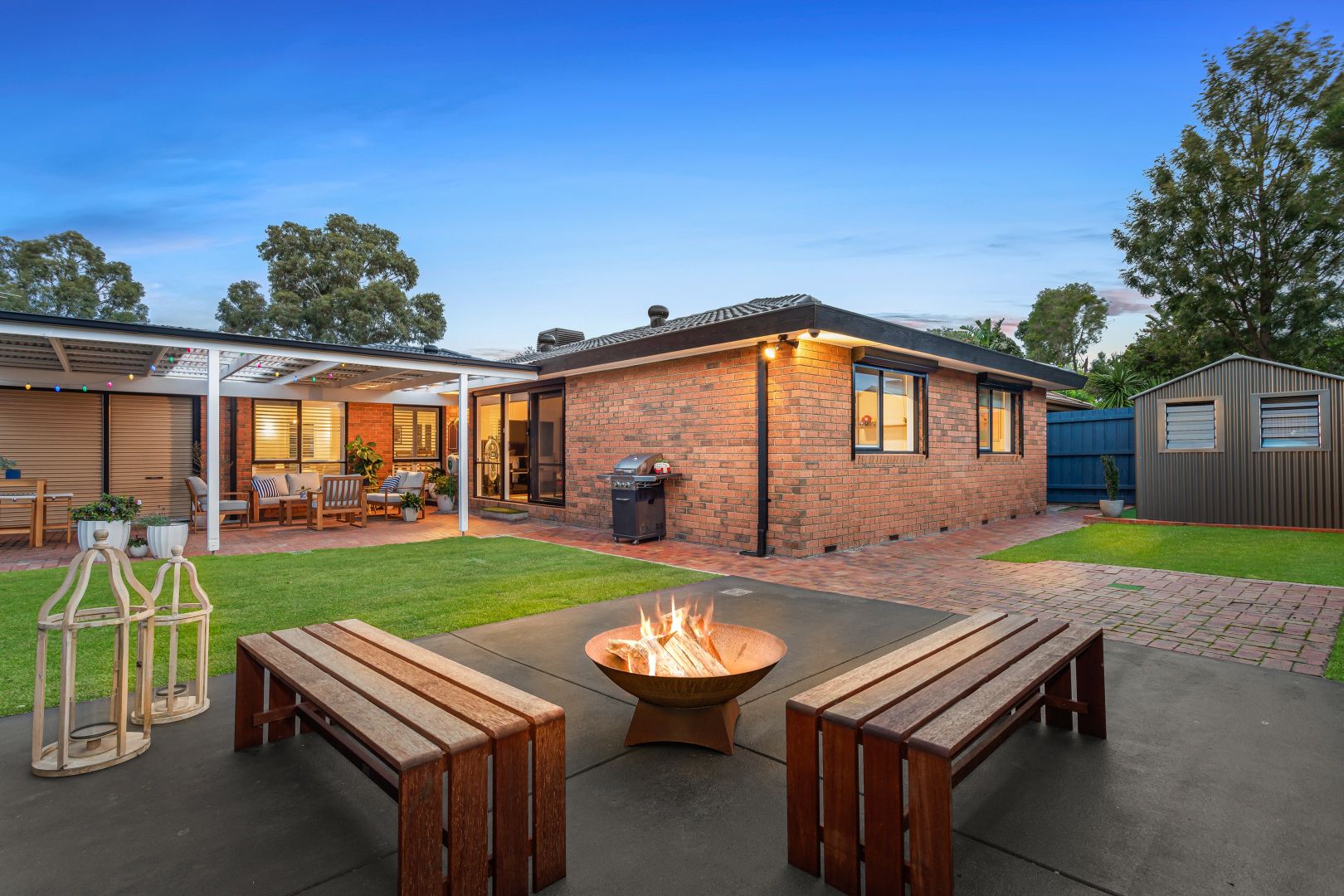 20 Azalea Avenue, Mill Park VIC 3082, Image 2