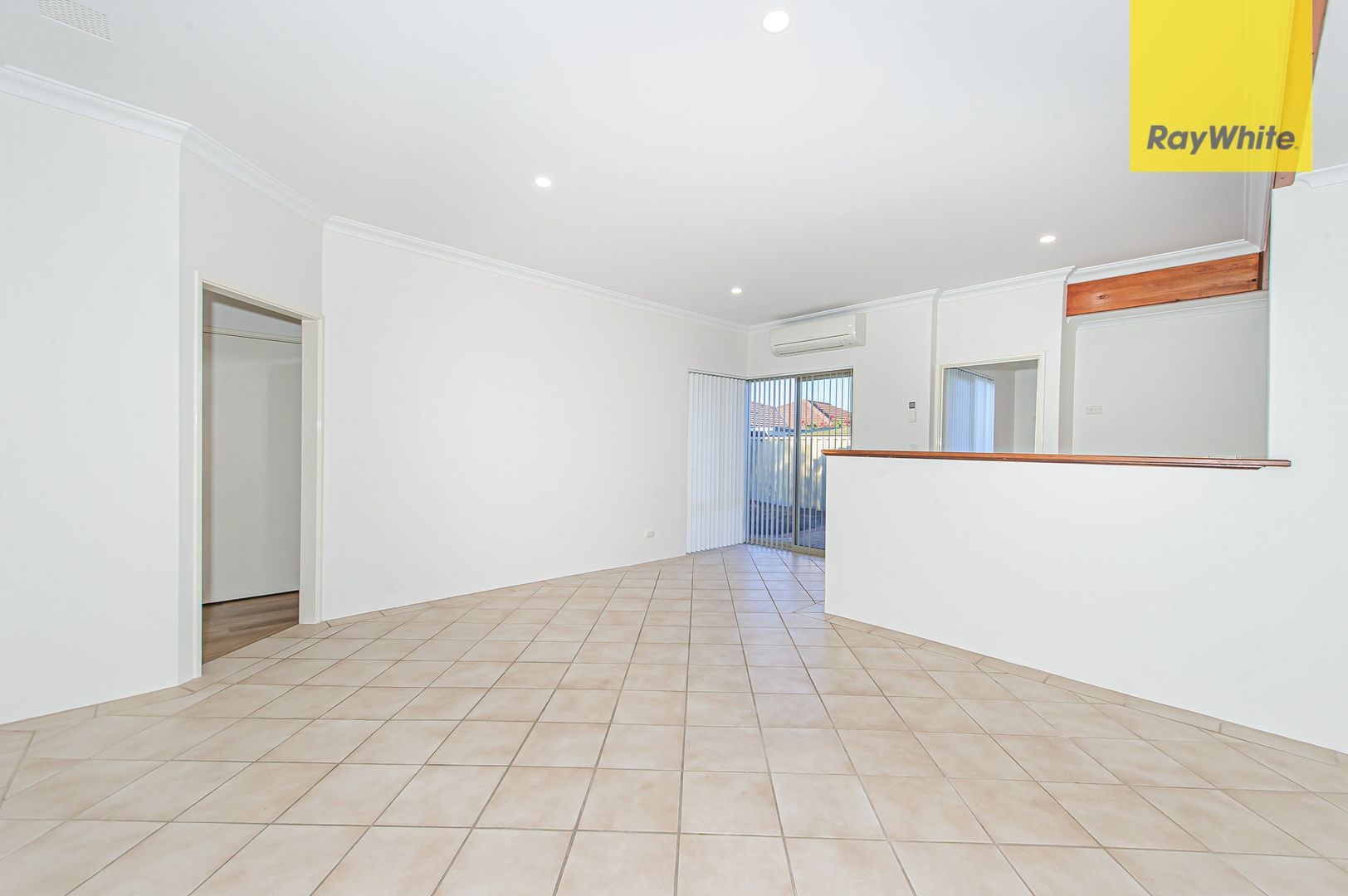 4/42 Charles Street, Midland WA 6056, Image 2