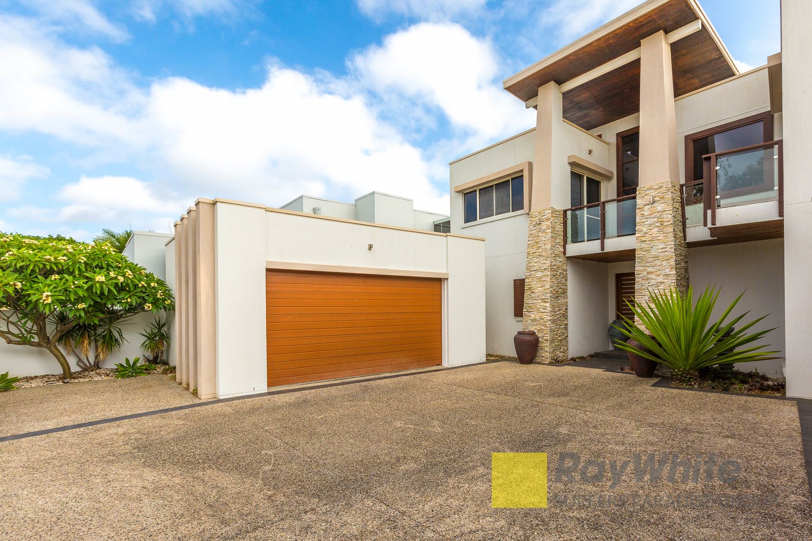 2058 The Circle, Sanctuary Cove QLD 4212, Image 1