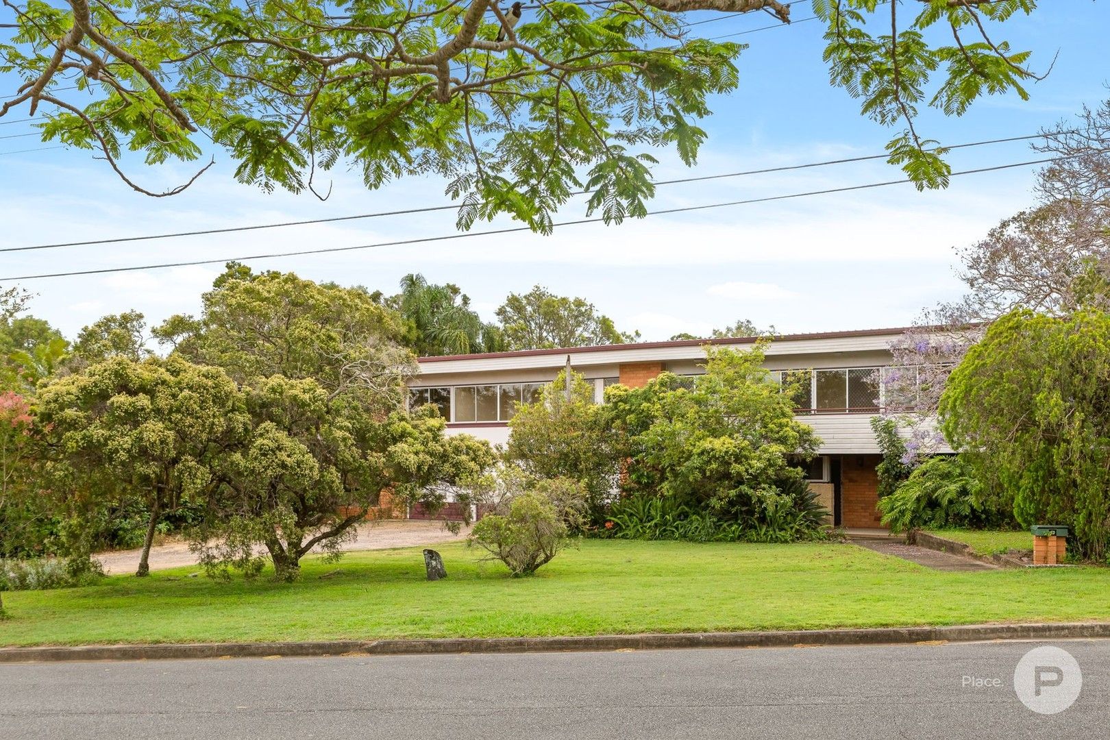 6 bedrooms House in 11 Lone Pine Street ENOGGERA QLD, 4051