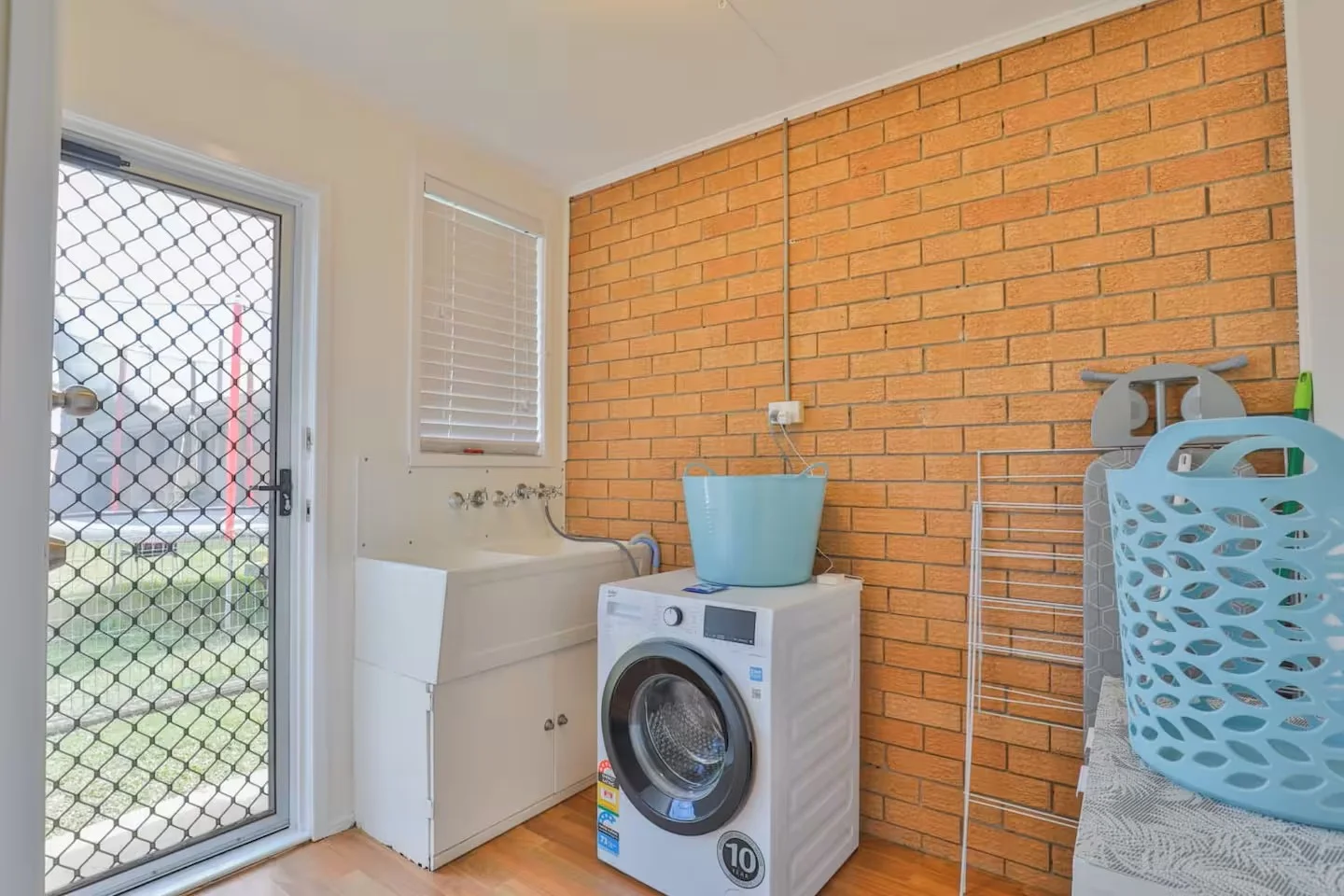 Additional image 14 of 2/7 See Crescent, Avenell Heights QLD 4670