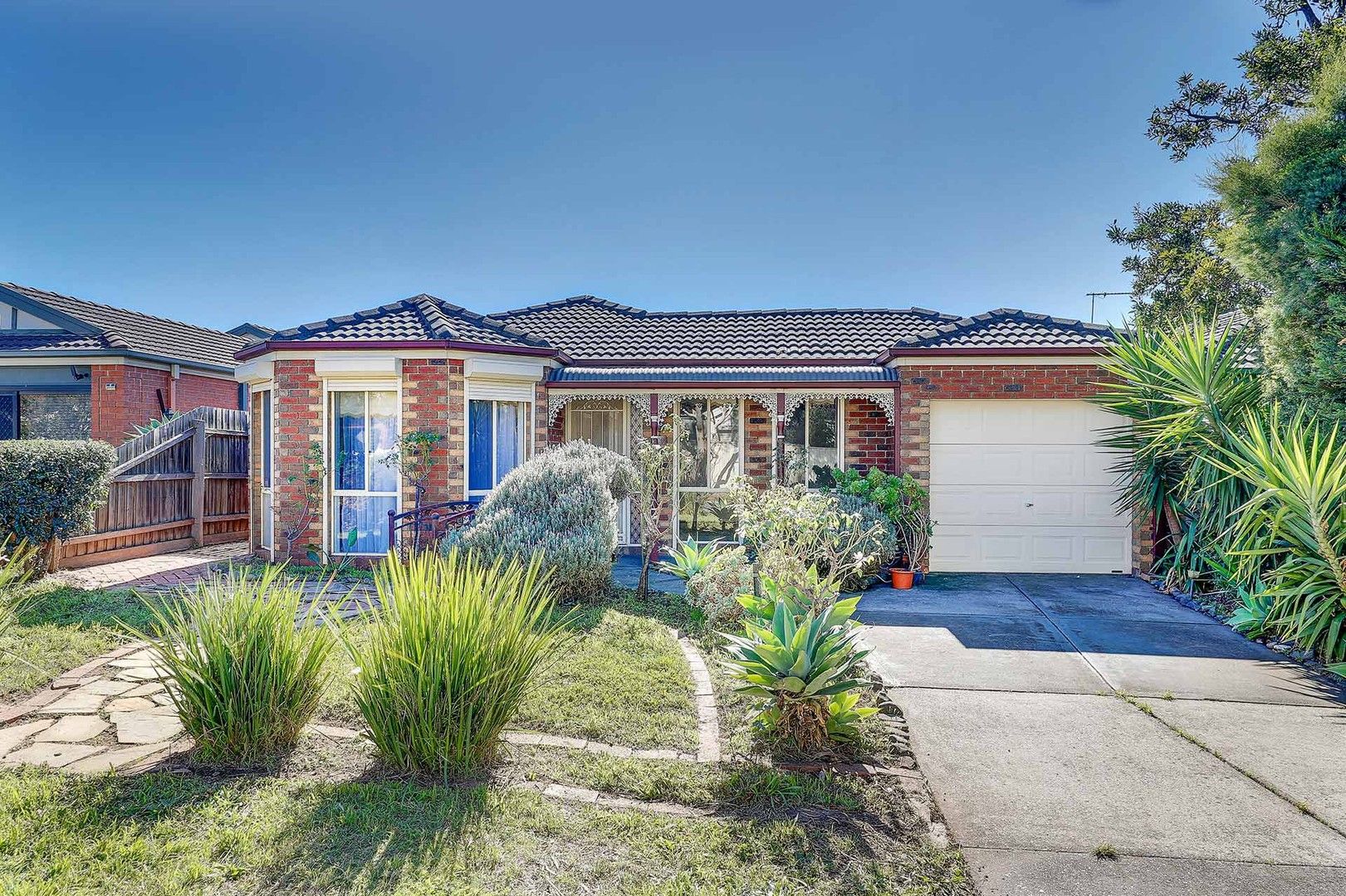 28 Caulfield Crescent, Roxburgh Park VIC 3064, Image 0