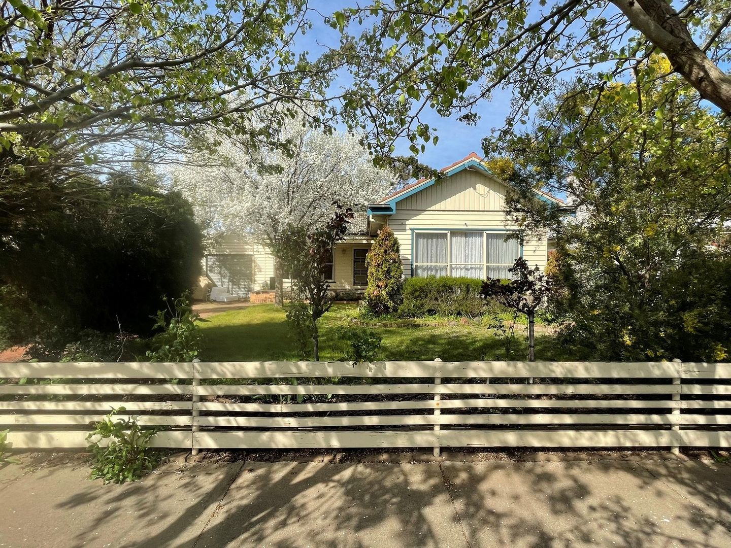 19 Chertsey Road, Shepparton Property History & Address Research Domain