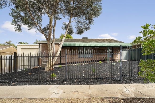 Picture of 43 Linger Crescent, ELIZABETH DOWNS SA 5113