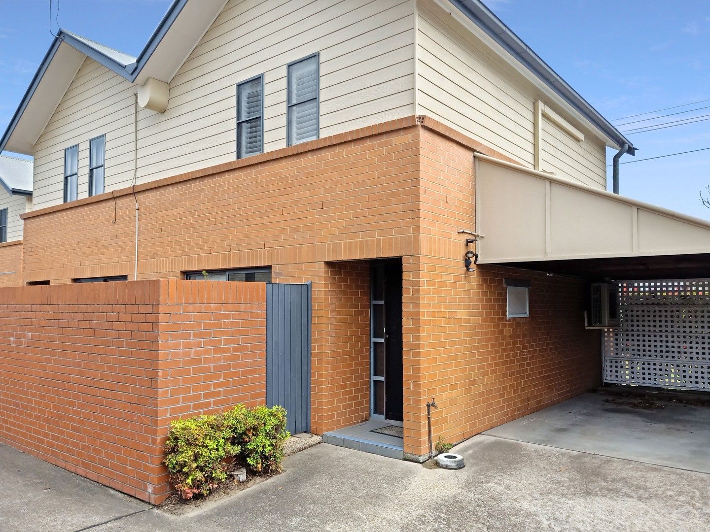 2 bedrooms Townhouse in 82 Turton Road WARATAH NSW, 2298