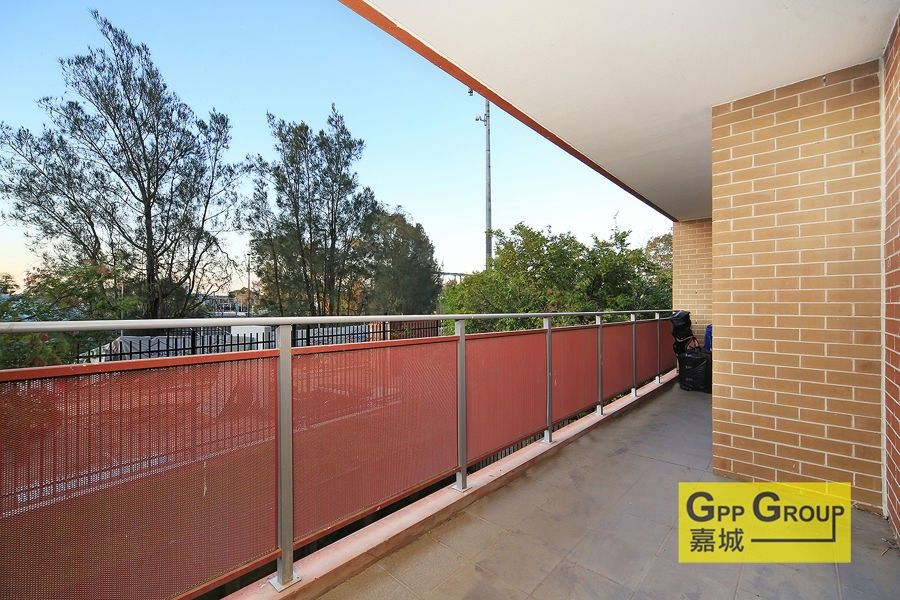 2 bedrooms Apartment / Unit / Flat in D104/27-29 George Street NORTH STRATHFIELD NSW, 2137