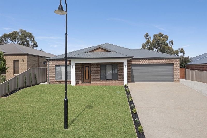 14 Phyllis Crescent, Mckenzie Hill VIC 3451