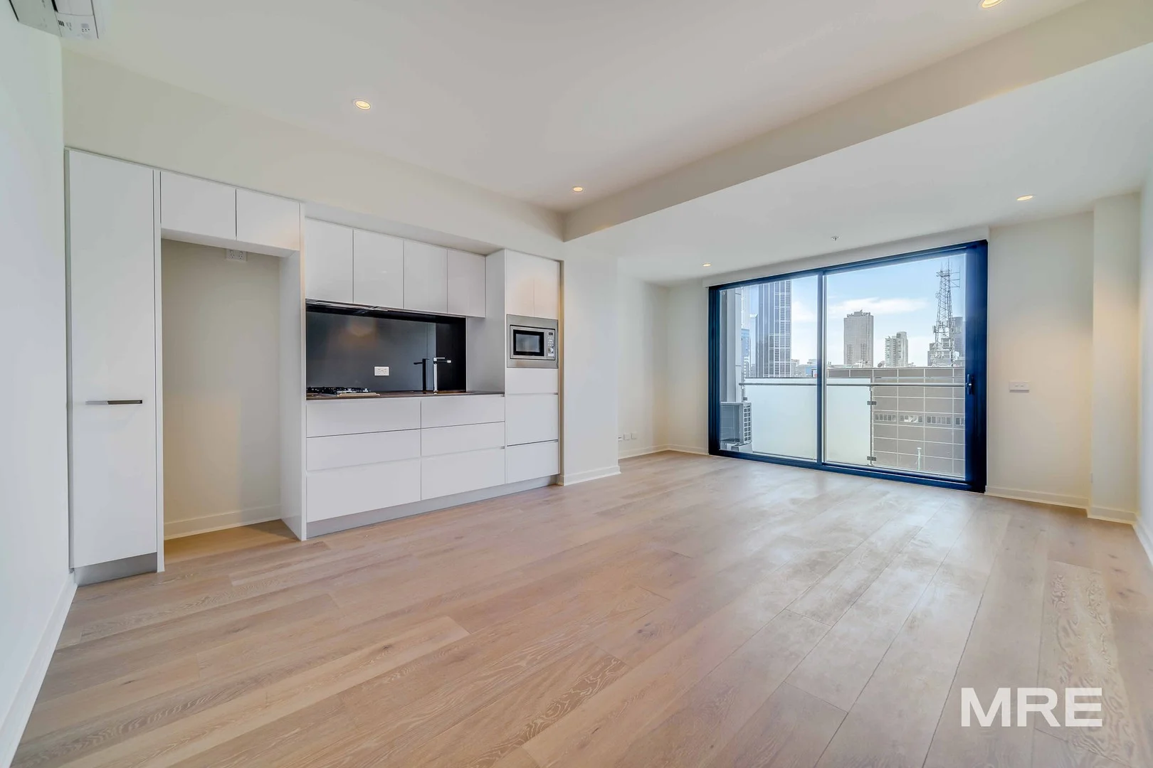 1917/199 William Street, Melbourne VIC 3000