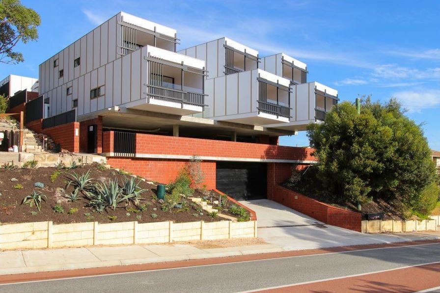 8/25 Pearl Parade, Scarborough WA 6019 Apartment For Rent 750 Domain