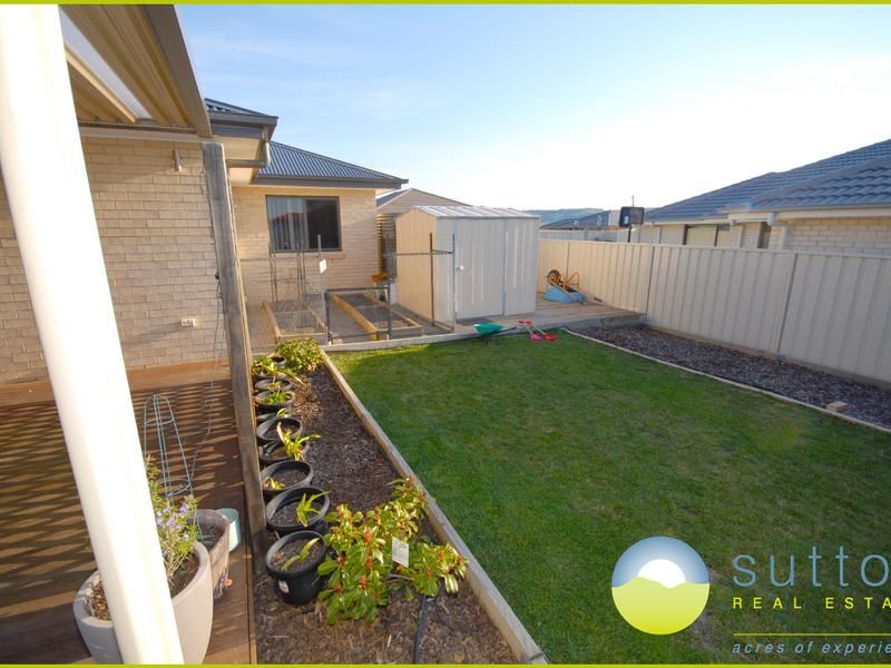 2 Murray Grey Place, Bungendore NSW 2621, Image 2