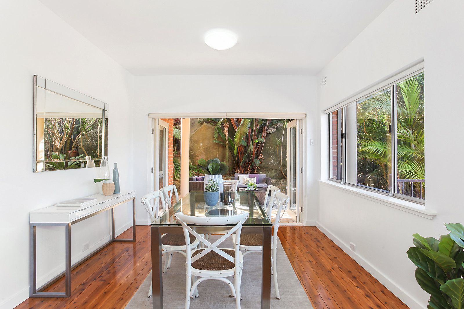 1/19 Edwards Bay Road, Mosman NSW 2088, Image 2