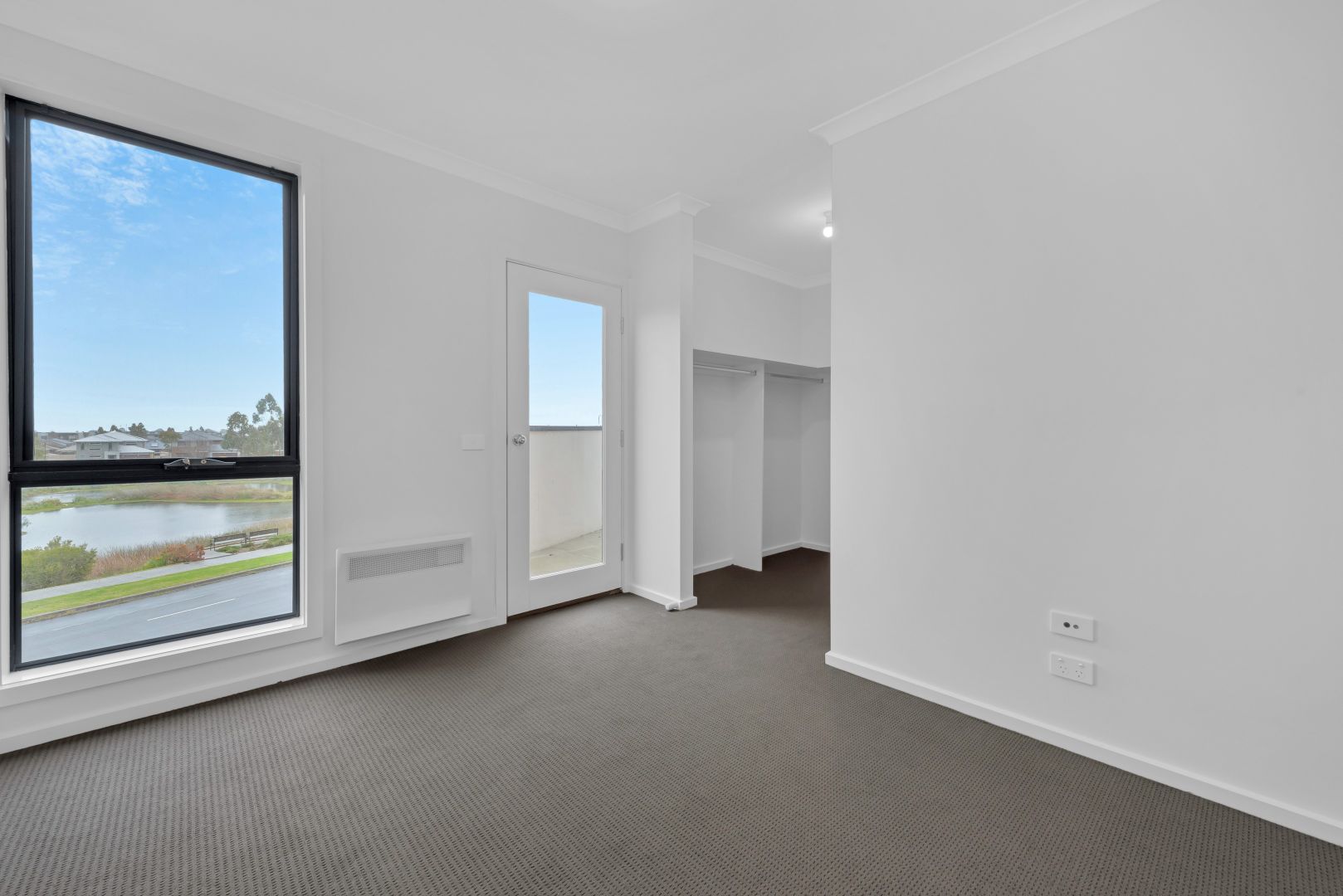 188 Henry Road, Pakenham VIC 3810, Image 2