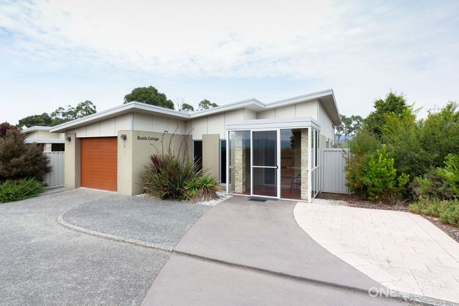 Picture of 2/16 Bindaree Road, LEGANA TAS 7277