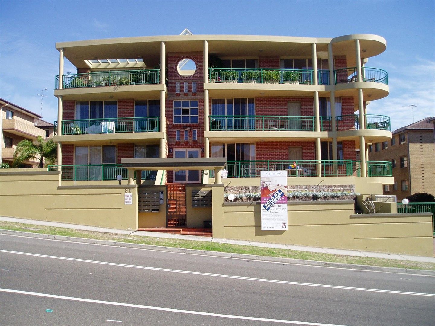 2 bedrooms Apartment / Unit / Flat in B2/90 Mount Street COOGEE NSW, 2034