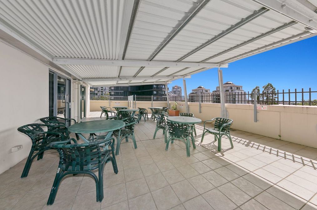 802/188 Shafston Avenue, Kangaroo Point QLD 4169, Image 2