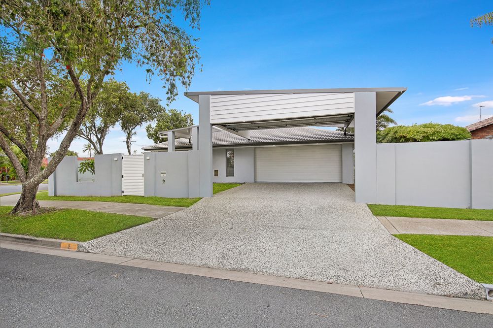 2 O'Grady Drive, Paradise Point QLD 4216, Image 0