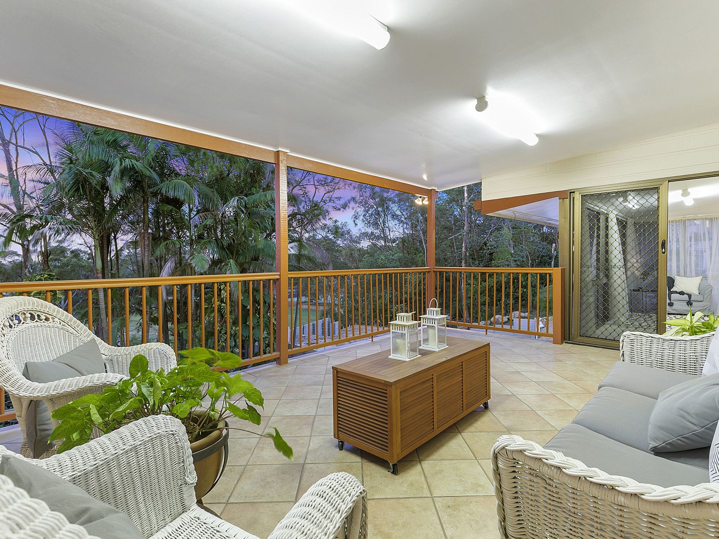 27 Trent Street, Mount Gravatt QLD 4122, Image 2