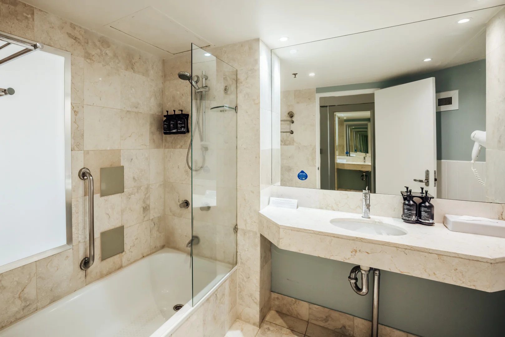 Additional image 6 of 821/22 View Avenue, Surfers Paradise QLD 4217