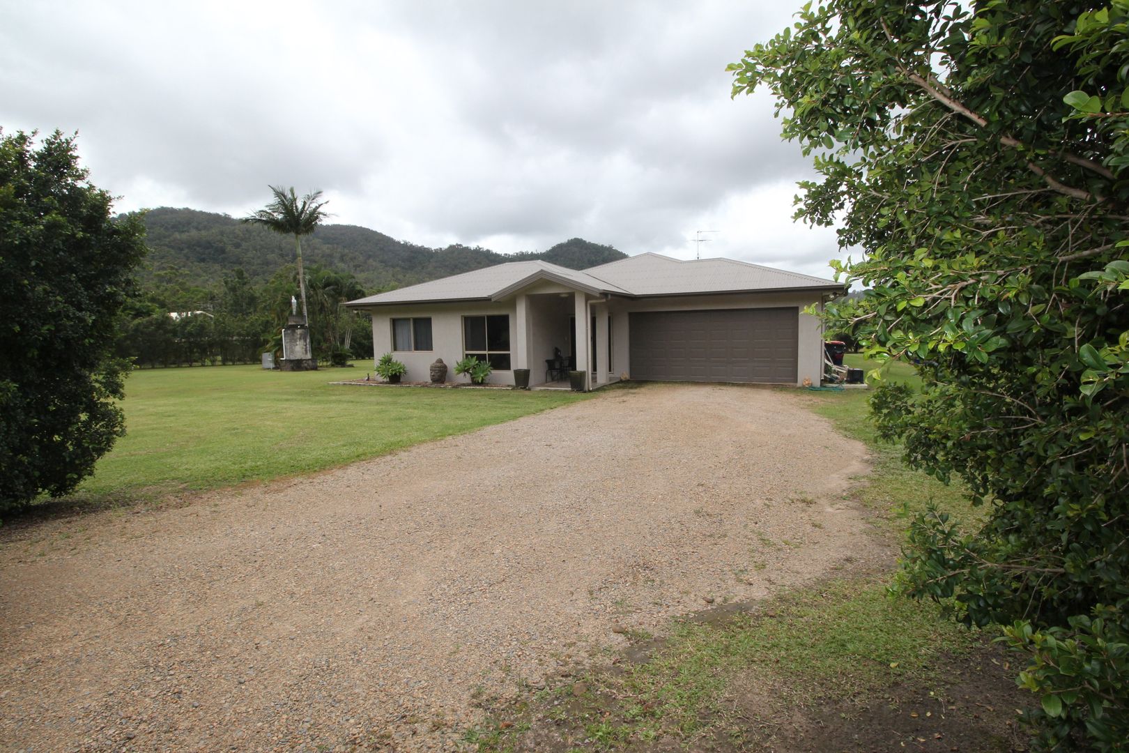 302 Mount Gardiner Road, Bemerside QLD 4850