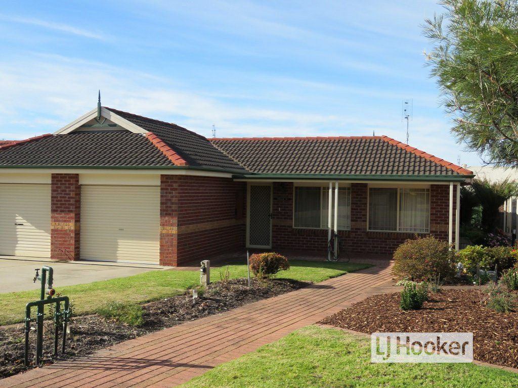 11/1-5 Canal Road, Paynesville VIC 3880, Image 0