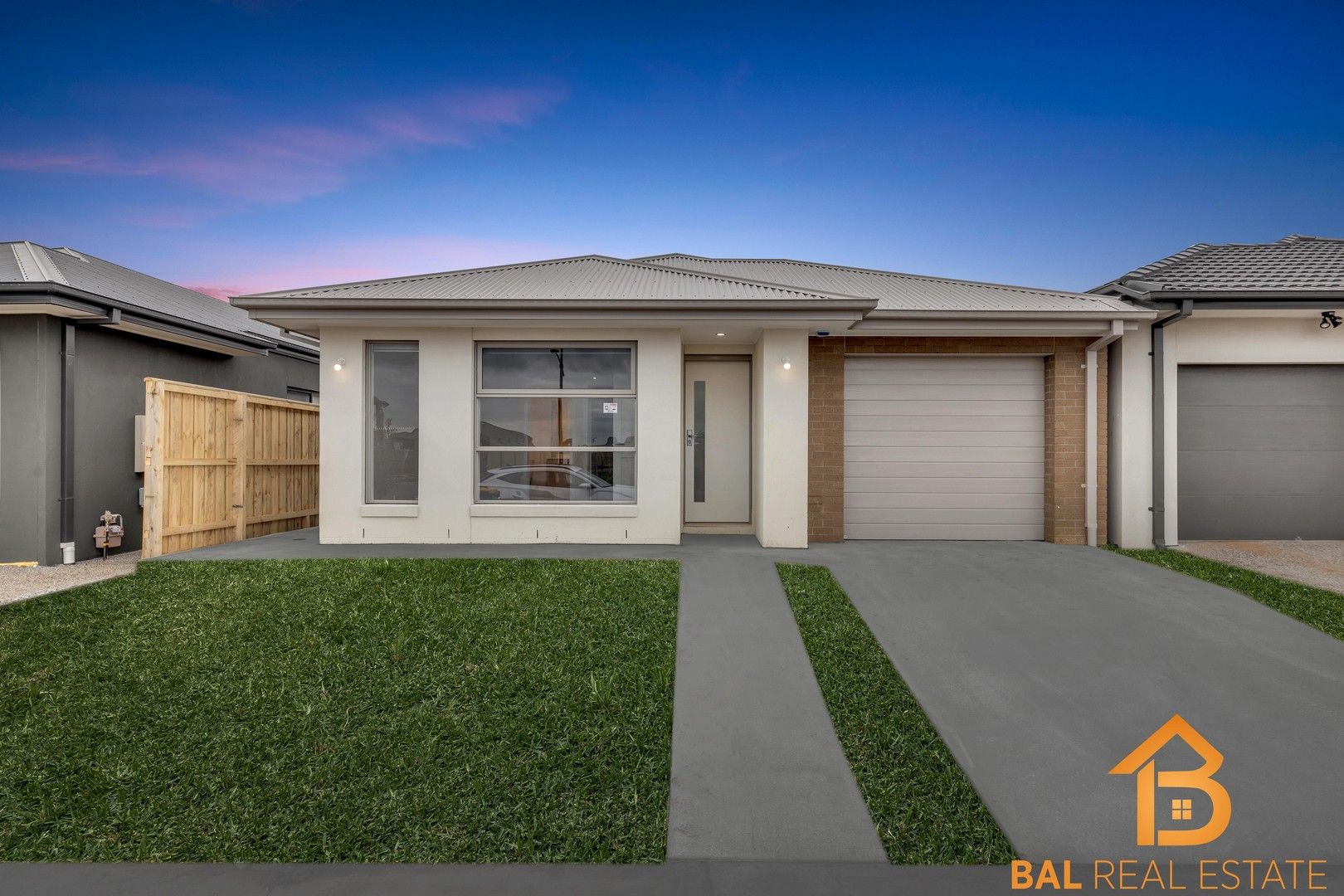4 bedrooms House in 50 Clay Crescent ROCKBANK VIC, 3335