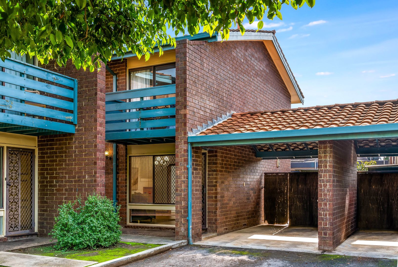 10/2 Rowells Road, Lockley Property History & Address Research Domain