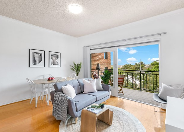 6/15-17 Hillview Crescent, The Hill NSW 2300