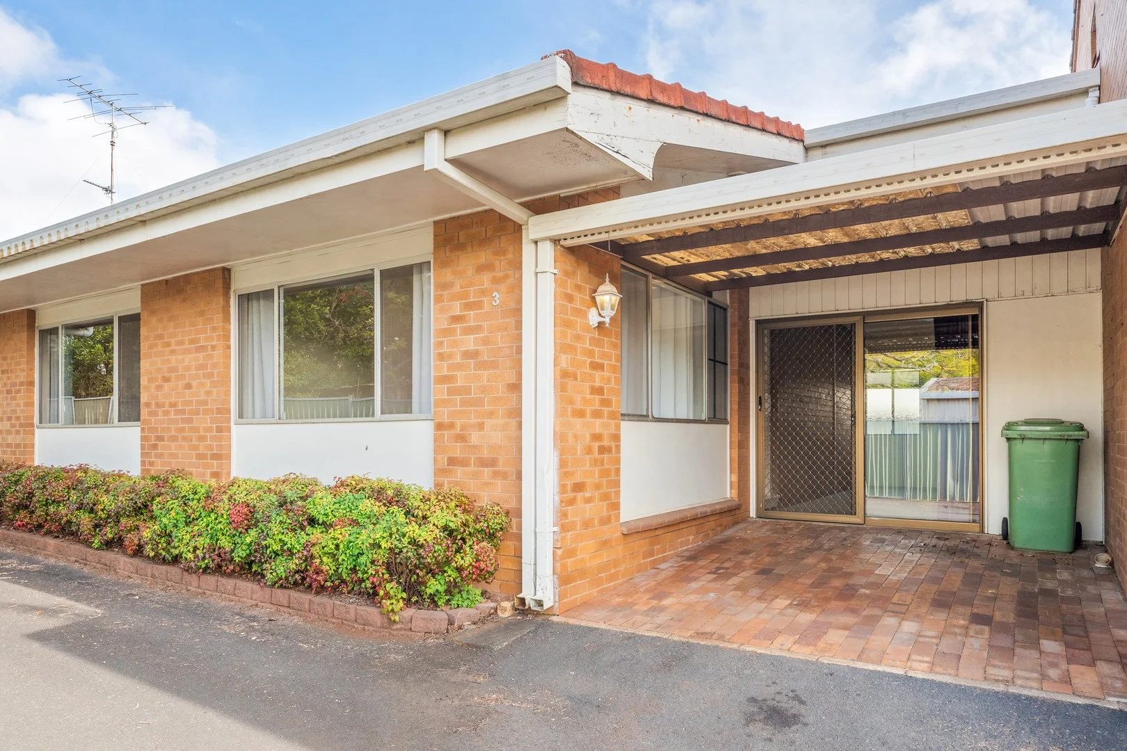 3/277 Bridge Street, Newtown QLD 4350