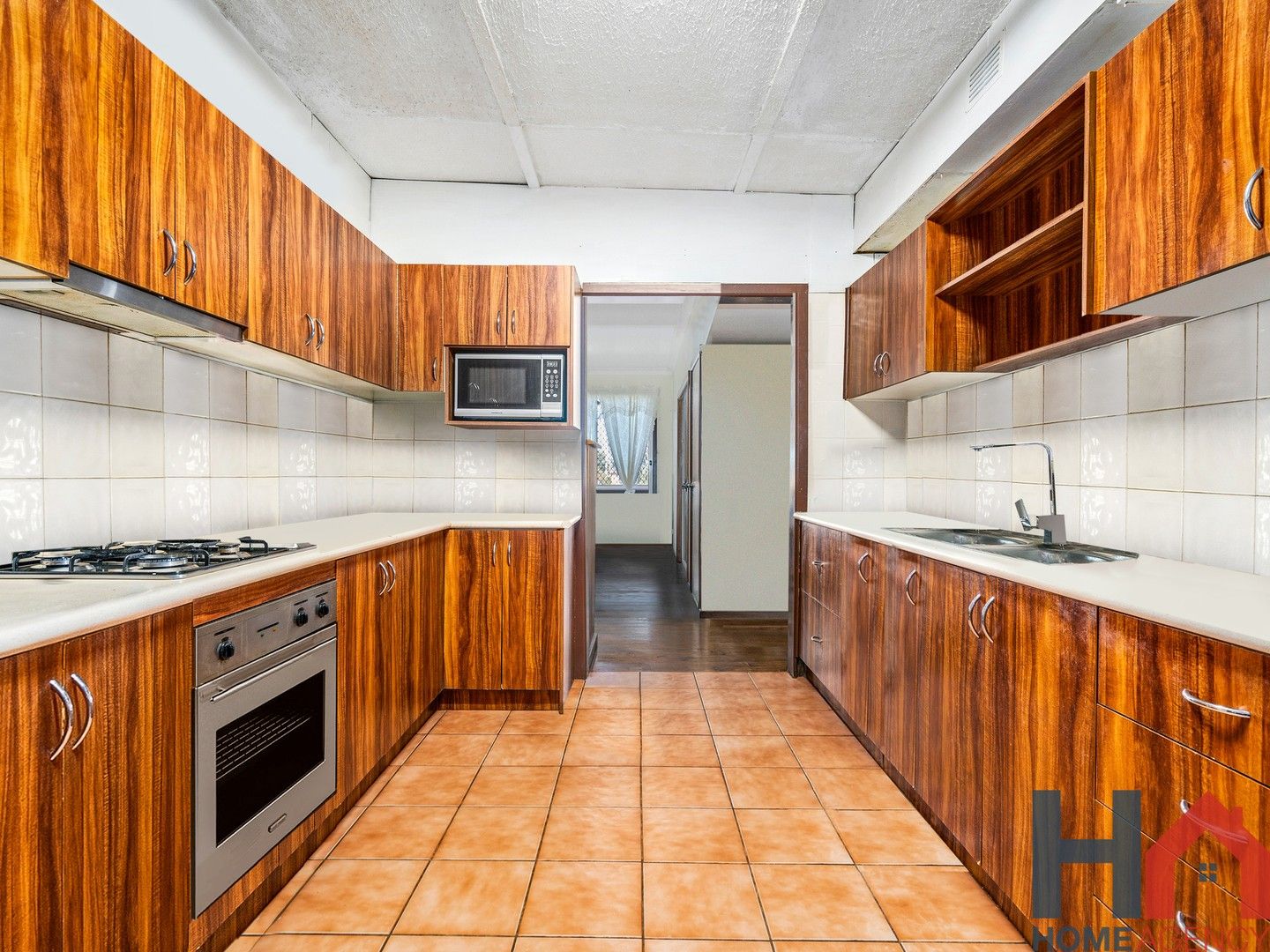 5 bedrooms House in 31 Coleraine Street FAIRFIELD NSW, 2165