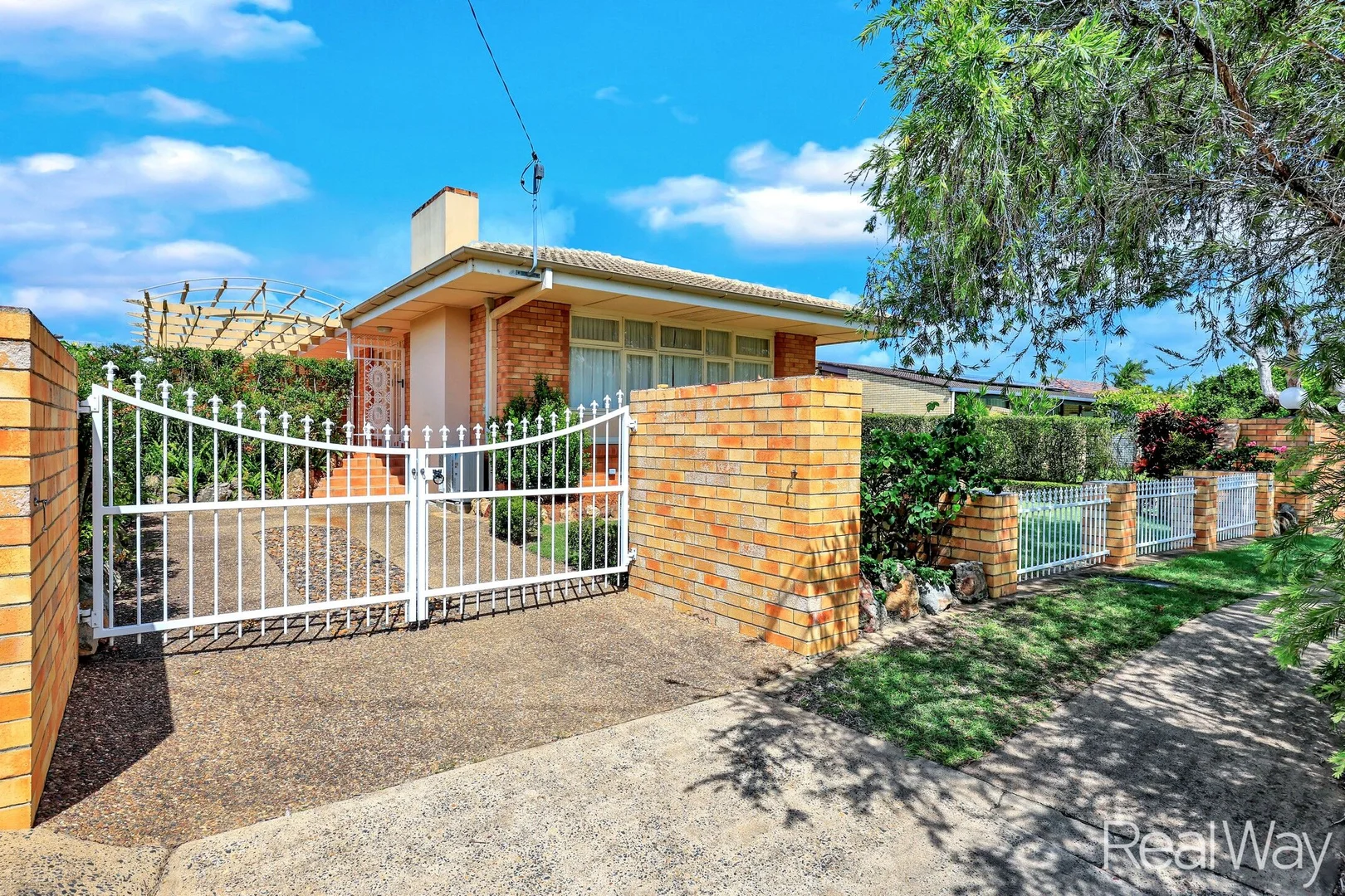 Additional image 31 of 190 Walker Street, Svensson Heights QLD 4670