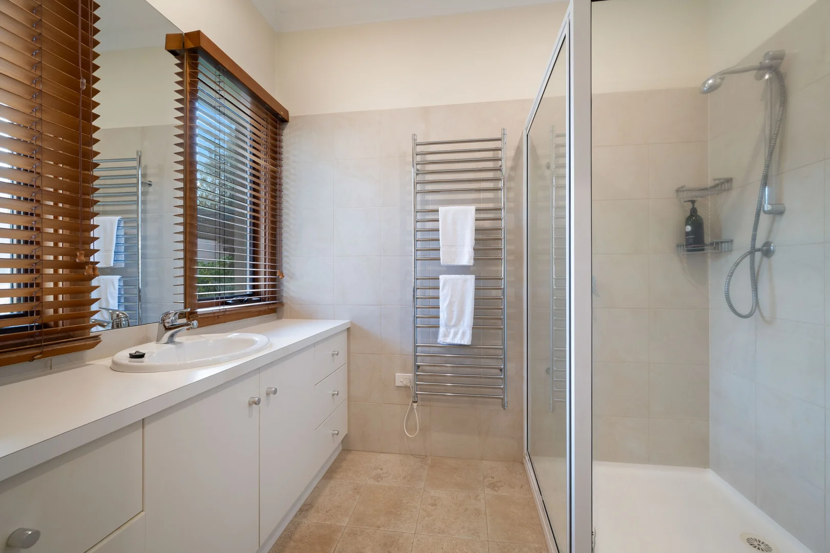 Additional image 17 of 215 Mount Buffalo Road, Porepunkah VIC 3740