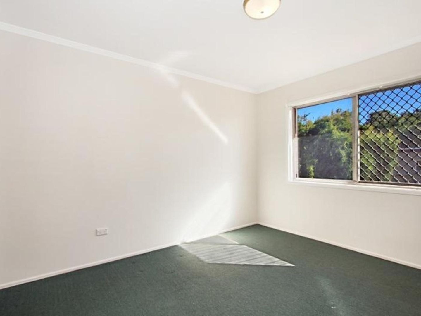 2/13A Gibson Street, Annerley QLD 4103, Image 1