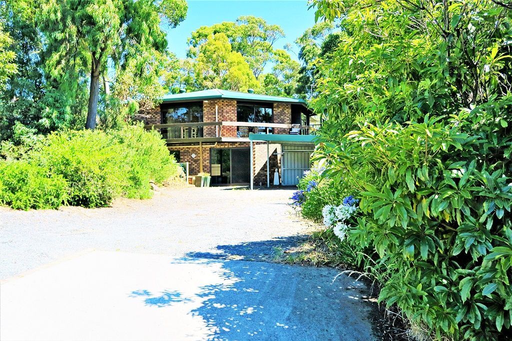 6 Oakwood Drive, Ambleside TAS 7310, Image 0