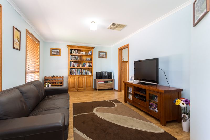 2 Stuart Court, Parafield Gardens SA 5107, Image 1