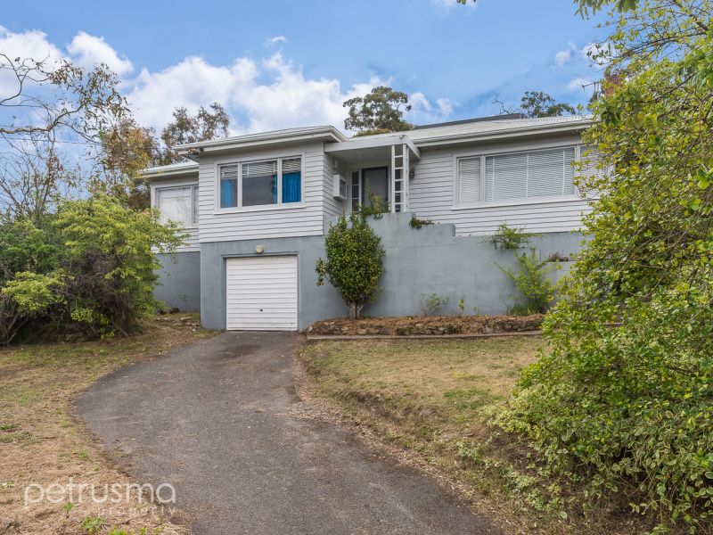 14 Oliver Avenue, Lindisfarne TAS 7015, Image 0