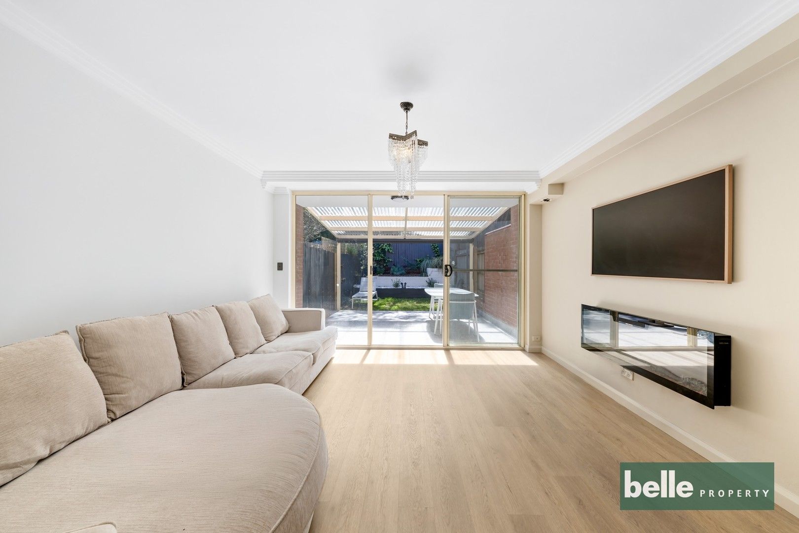 2 bedrooms Townhouse in 5/33-41 Hanks Street ASHFIELD NSW, 2131