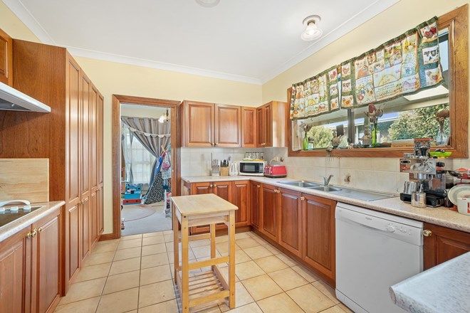 Picture of 13 Tongbong Street, RYLSTONE NSW 2849