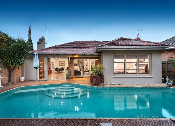 8 Curdies Street, Bentleigh East VIC 3165