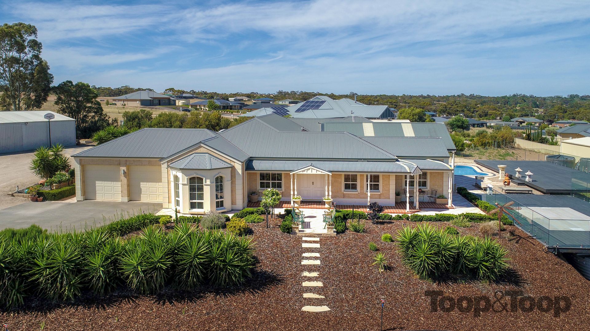 223 227 Avoca Dell Drive Murray Bridge Sa 5253 Domain