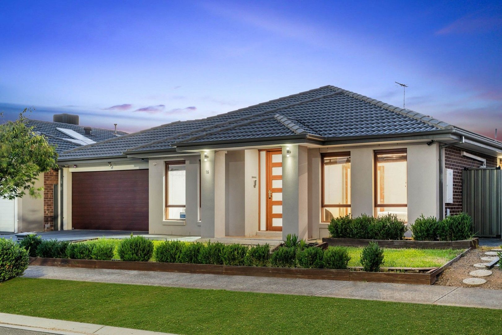 4 bedrooms House in 15 Berowa Street TARNEIT VIC, 3029