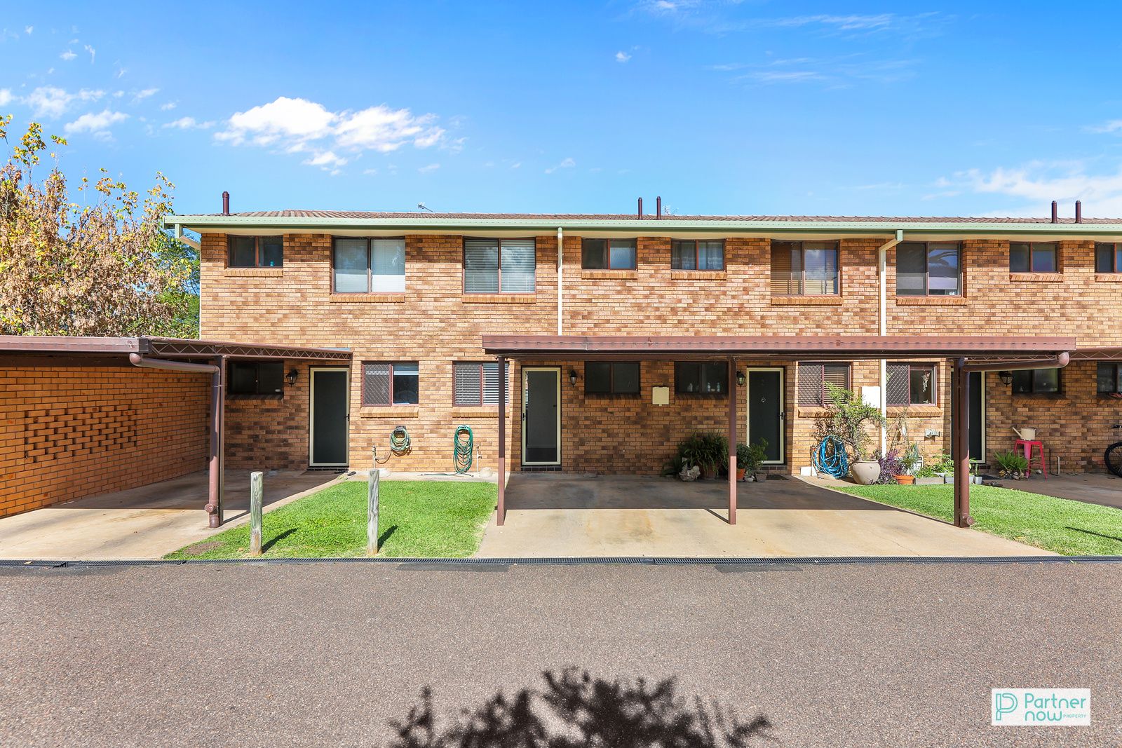 2/16 Barton Lane, Tamworth NSW 2340, Image 1