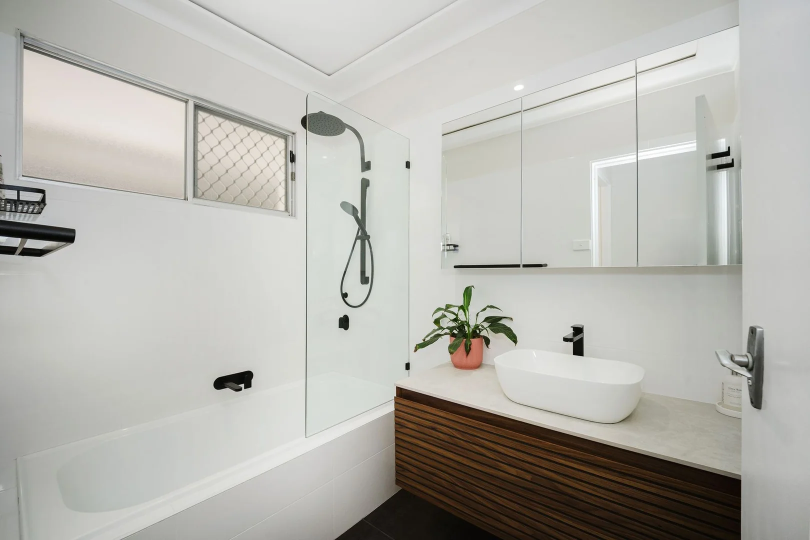 Additional image 14 of 10 Carcoola Avenue, Pinjarra WA 6208