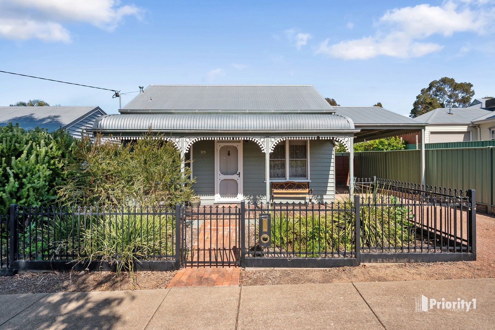 3 bedrooms House in 115 Violet Street BENDIGO VIC, 3550