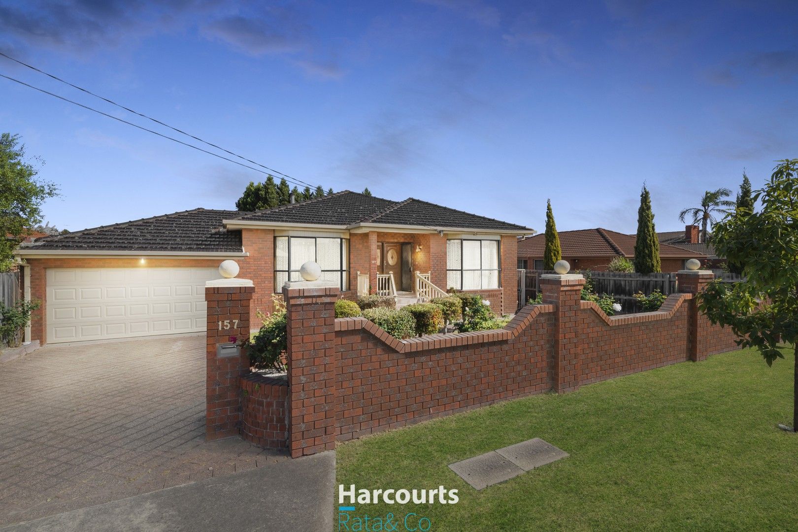 5 bedrooms House in 157 Mahoneys Road RESERVOIR VIC, 3073