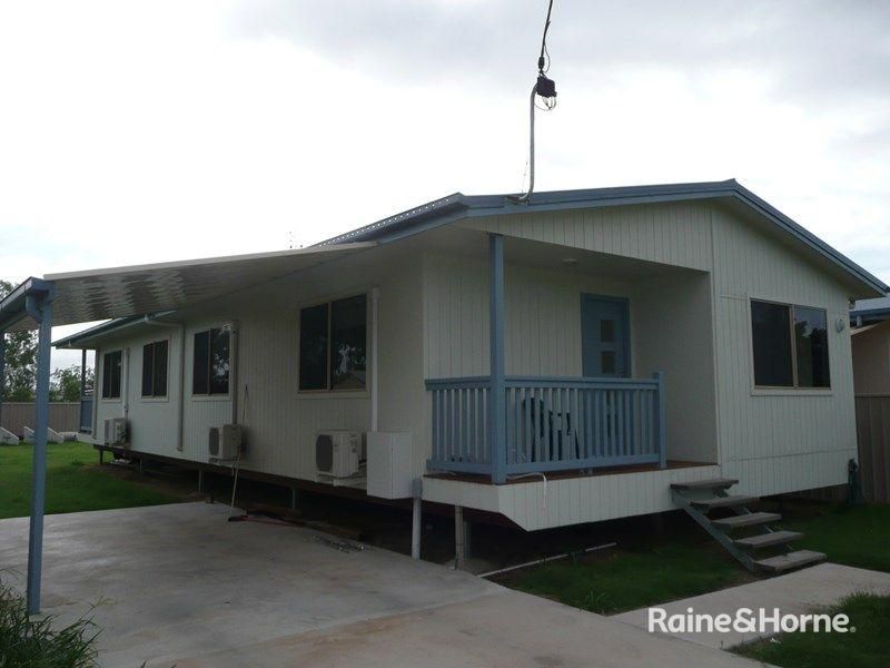 3 bedrooms House in 55 Oxford Street NEBO QLD, 4742