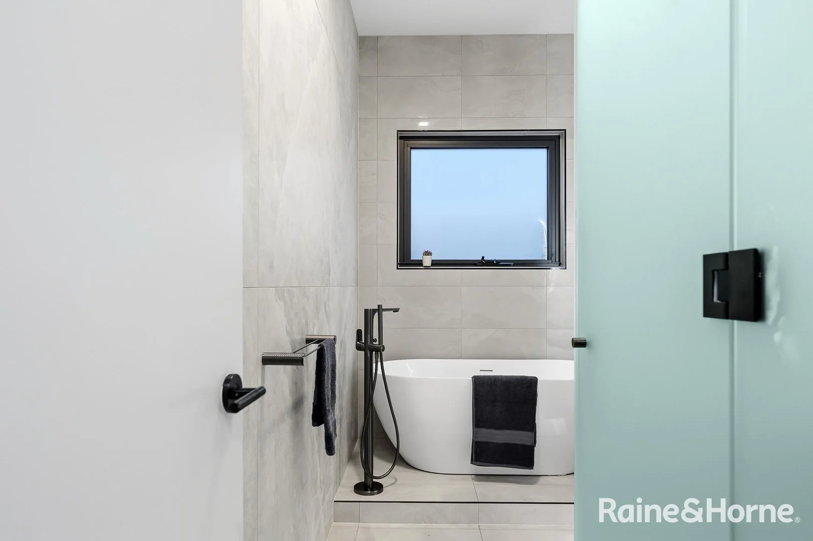 Additional image 31 of 4 Canyon Circuit, Bonnie Brook VIC 3335