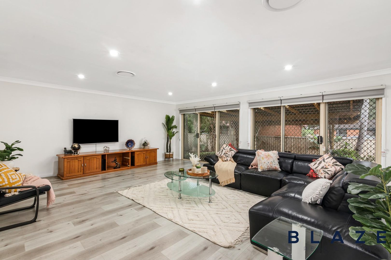 5 Crow Place, Bossley Park NSW 2176, Image 2